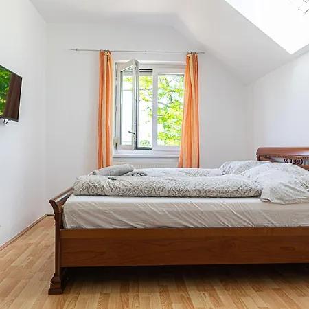 Exquisite Rooms In Shared Villa With Garden & Parking Vienna Exterior photo