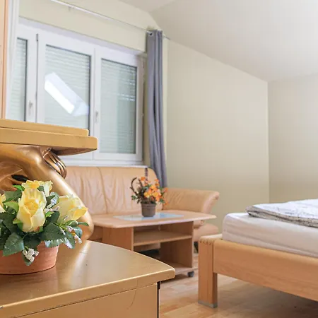 Exquisite Rooms In Shared Villa With Garden & Parking Vienna Exterior photo