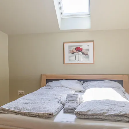 Exquisite Rooms In Shared Villa With Garden & Parking Vienna Exterior photo