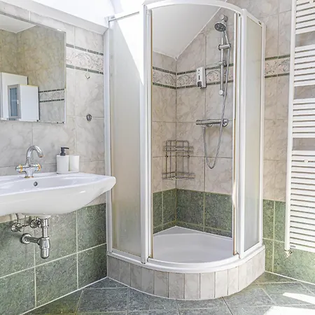 Exquisite Rooms In Shared Villa With Garden & Parking Vienna Exterior photo