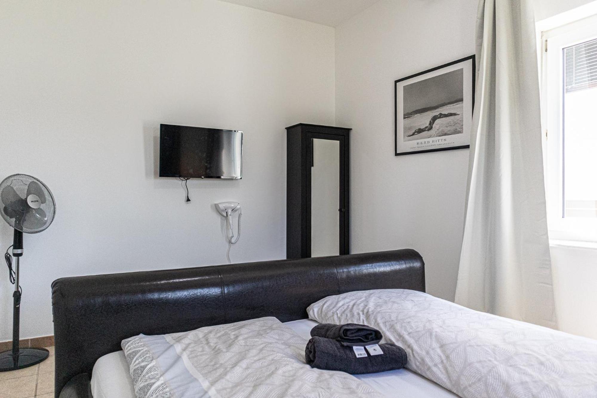 Exquisite In Shared With Garden & Parking Apartmán Vídeň