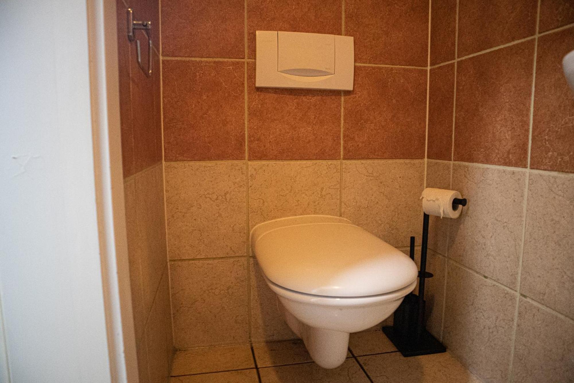 Exquisite In Shared With Garden & Parking * Vídeň