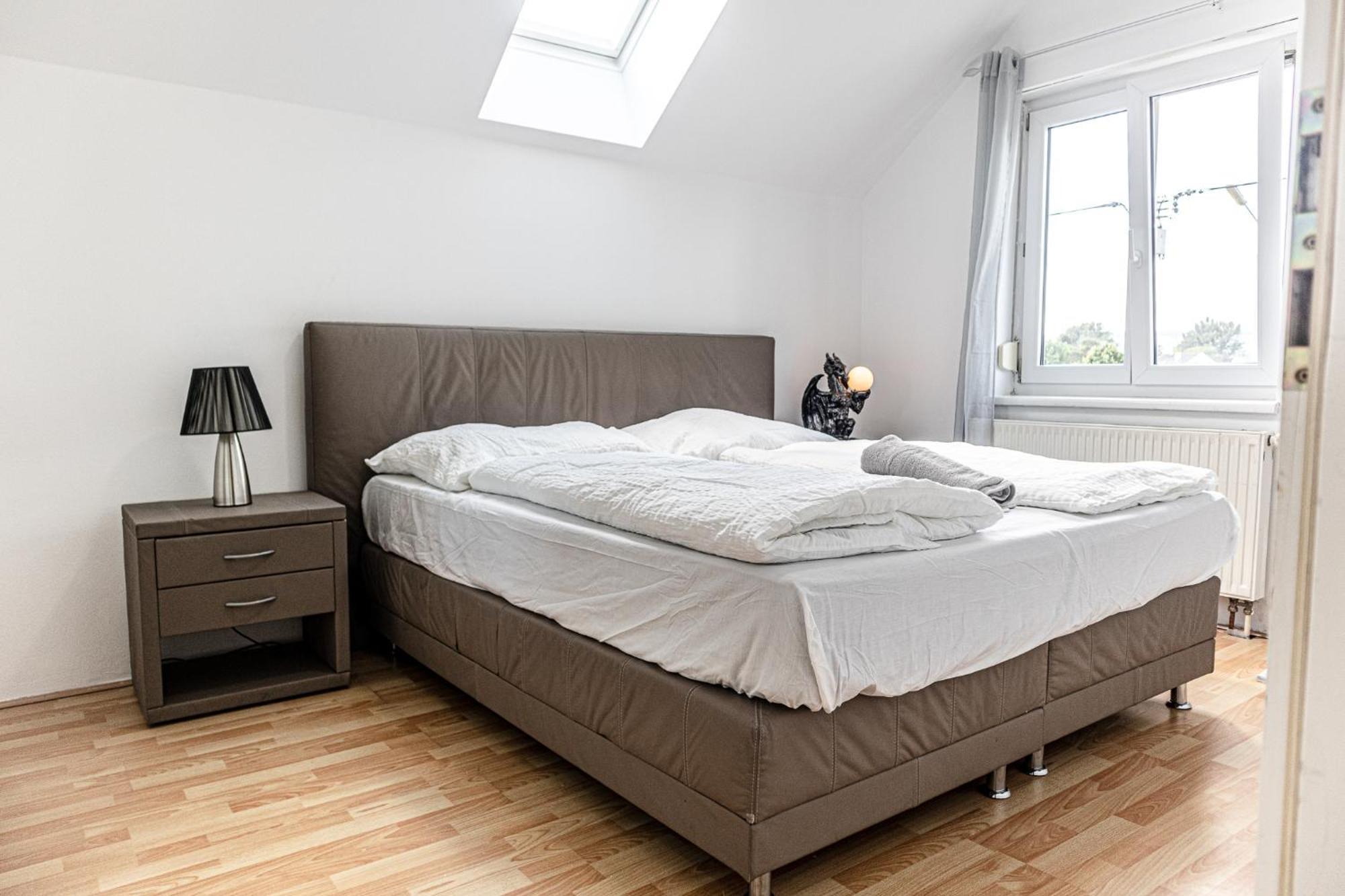 Exquisite In Shared With Garden & Parking * Vídeň
